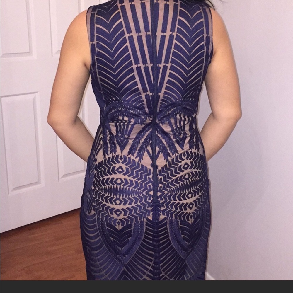 Dress - Picture 5 of 6